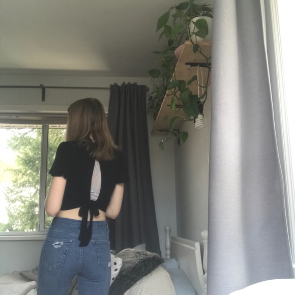 Distressed jeans - Picture 2 of 7